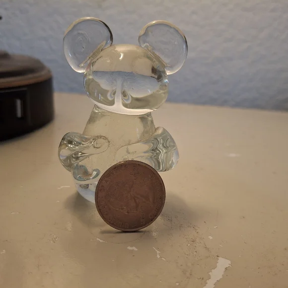 Crystal Bear Figurine - Picture 2 of 3